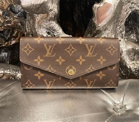 louis vuitton wallet bicolor|louis vuitton sarah wallet.